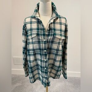 Old Navy Green and Cream Plaid Boyfriend Shirt